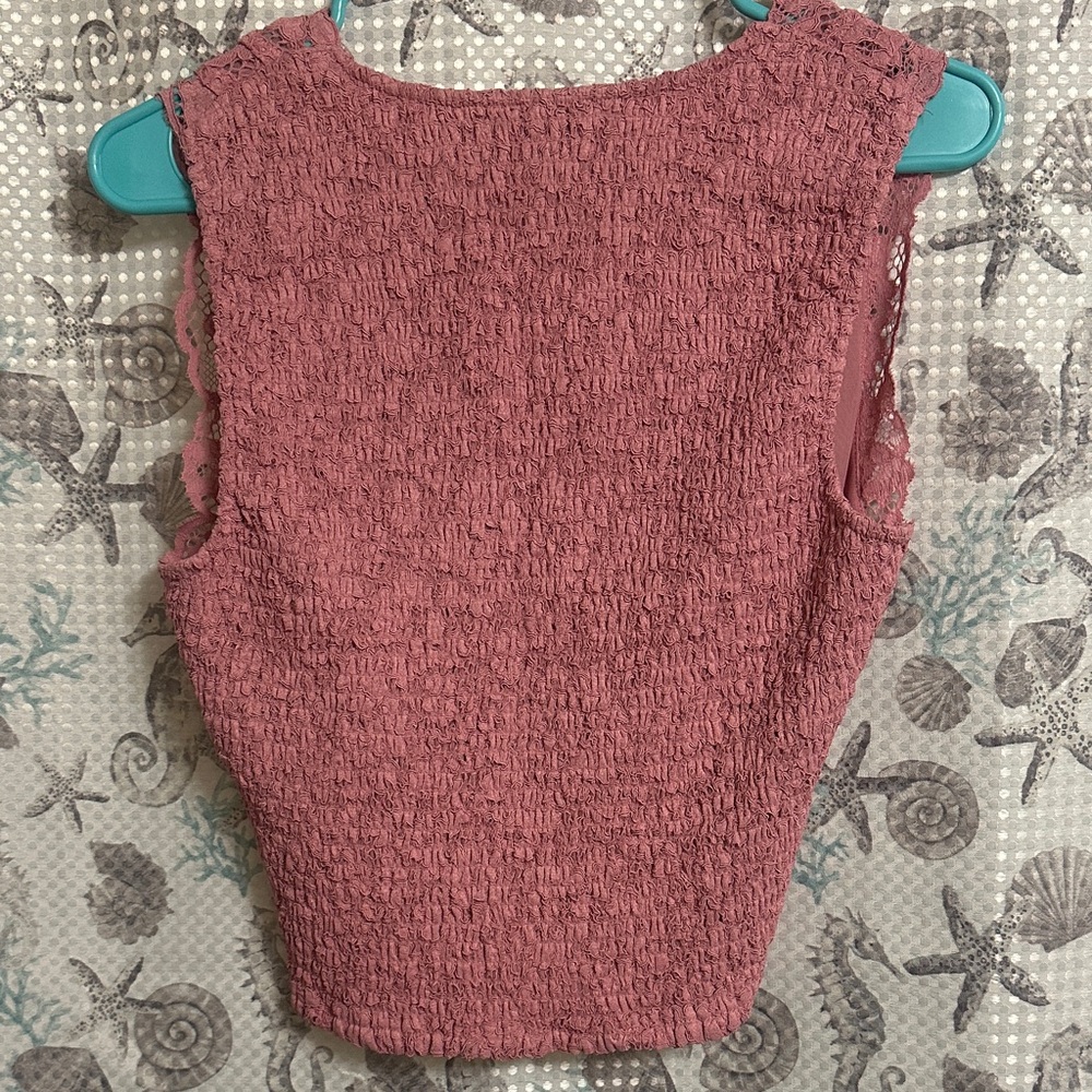 Express Women's Pink V Neck Lace Tank Blouse - Picture 3 of 3